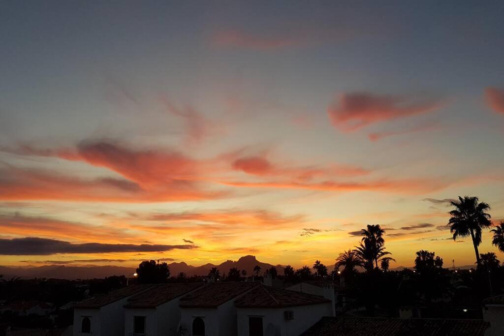 Perfect Family Holiday! Modern Penthouse In Denia Only 200 M To The Beach! Exterior photo